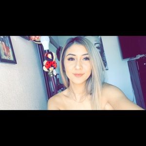 Meet your Posher, Karina